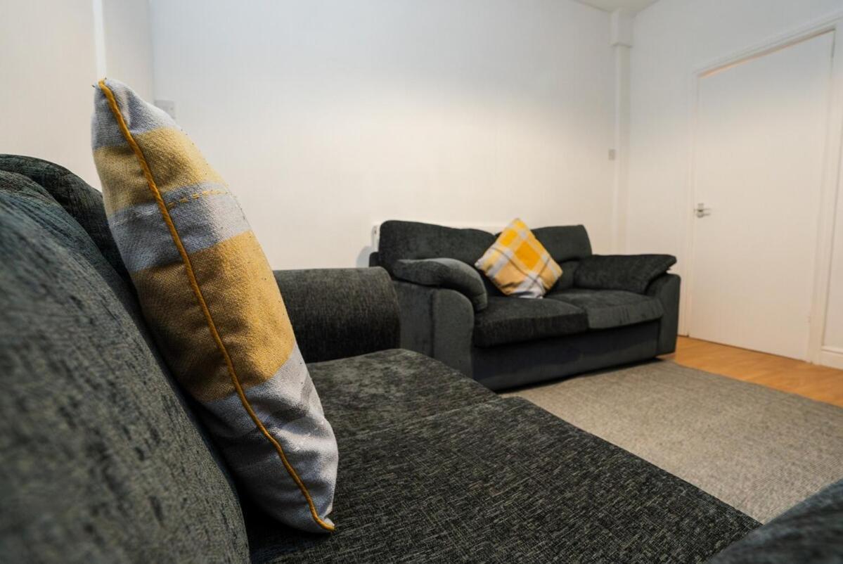 Comfy 4 Bed House Near Notts Centre - Free Parking